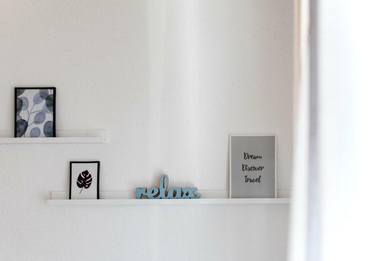 App Lov Apartment Umag Luaran gambar